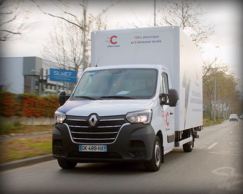 Renault Trucks reportage C Chez Vous